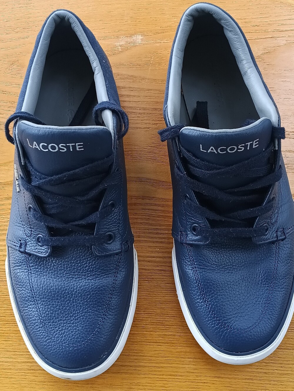 Lacoste Men's Navy Blue Leather Low Top Sneakers Casual Walking Shoes Size US 8